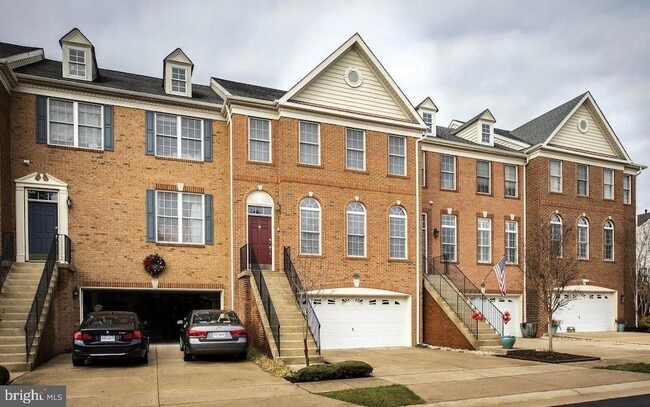 Building Photo - 25859 Kirkwood Square