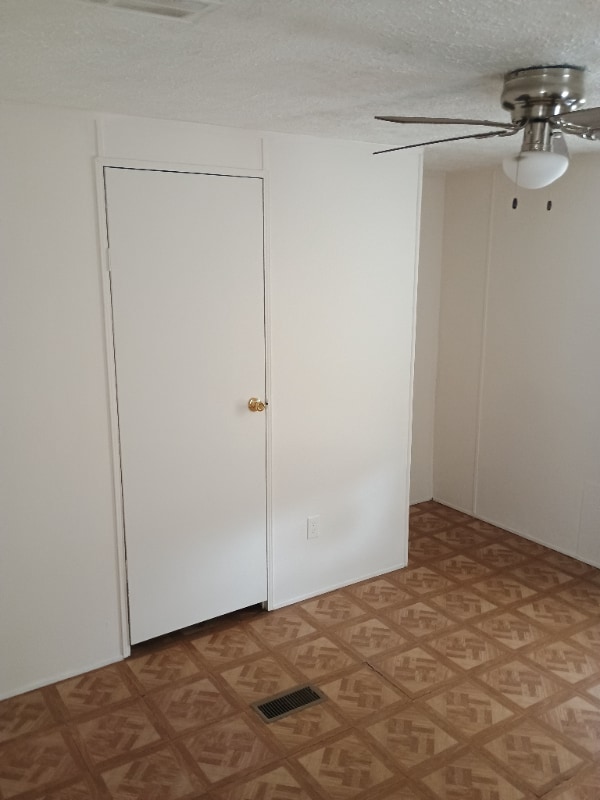 Building Photo - 124 Laurence