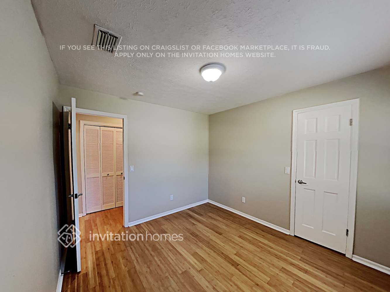 Building Photo - 705 Lobelia St