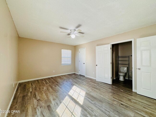 Building Photo - 163 Lauren Ln