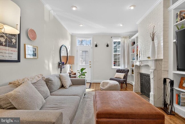 Building Photo - 220 N Patrick St