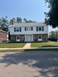 Building Photo - 17510 Wisconsin St