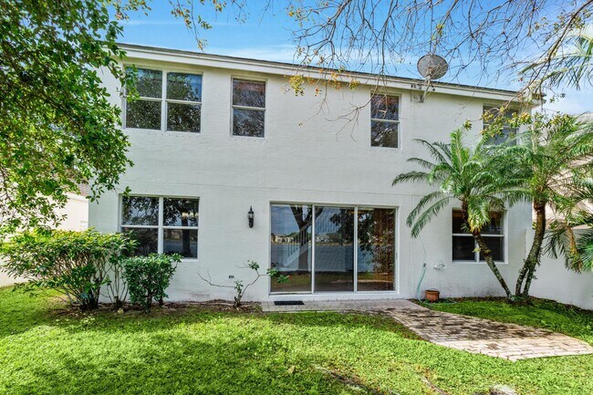 Building Photo - 266 Berenger Walk