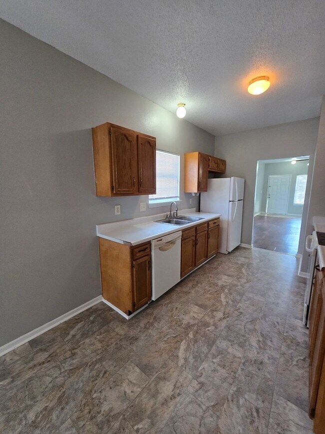 Building Photo - 509 Bridgestone Dr