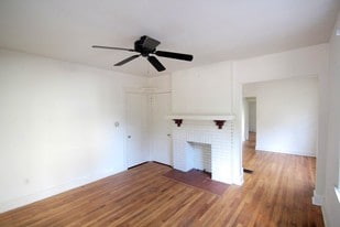 Building Photo - 316 Whitney Ave