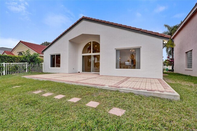 Building Photo - 18034 SW 20th St