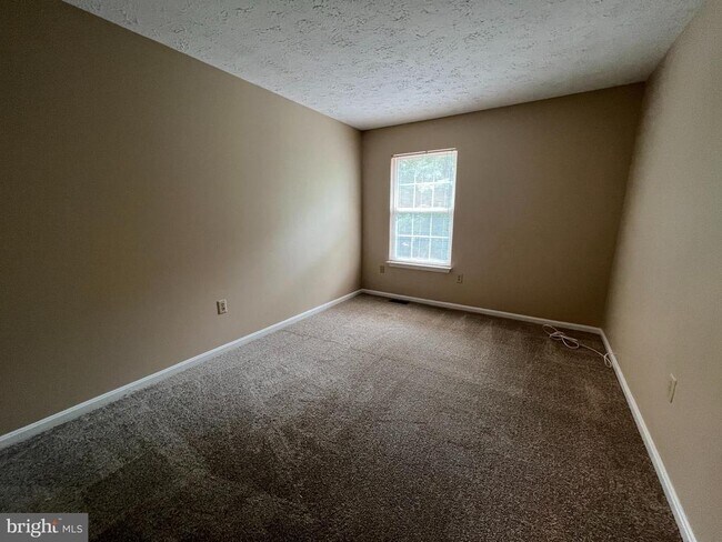 Building Photo - 5004 Doctorfish Ct