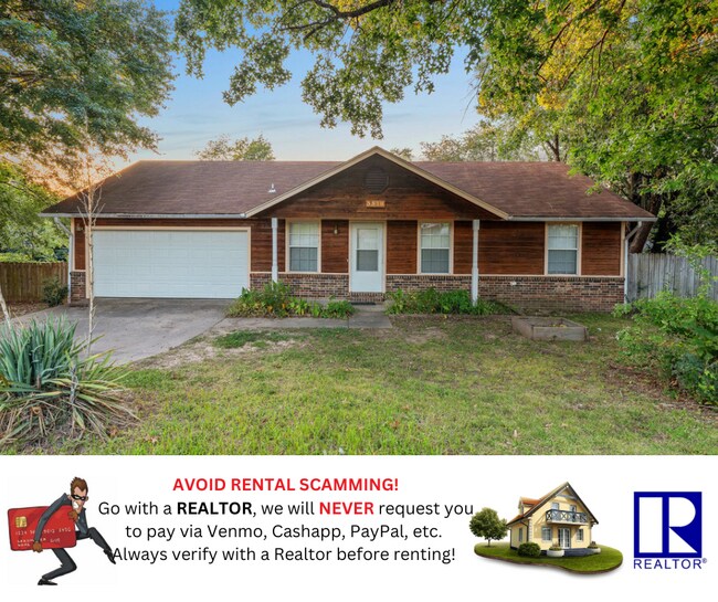 Primary Photo - "Cozy 3-Bedroom Fayetteville Home with Mod...