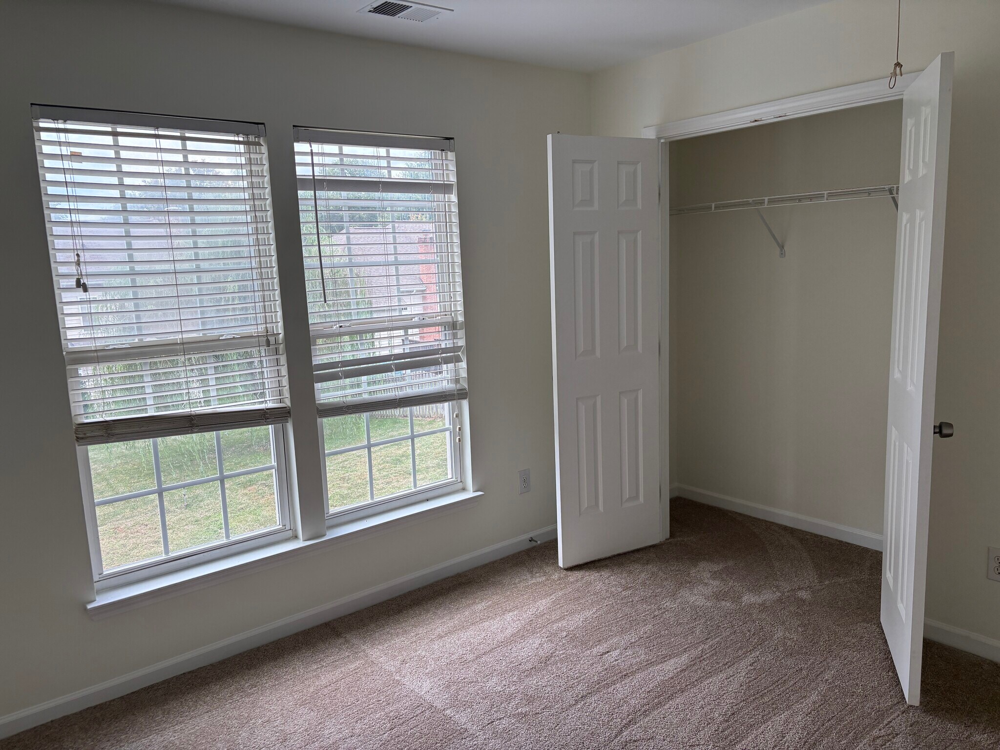 Building Photo - 15938 Wayland Dr