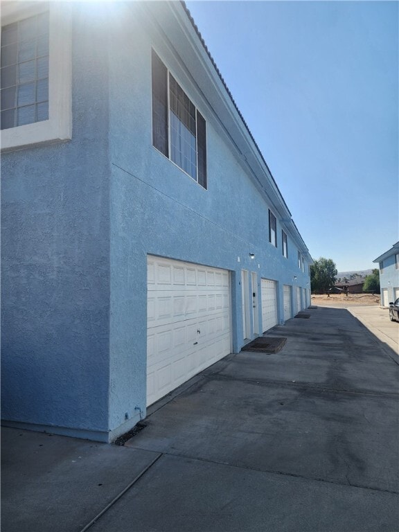 Building Photo - 1344 Park Ln