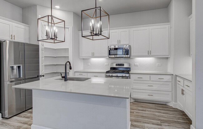 Building Photo - 2903 Sebring Cir