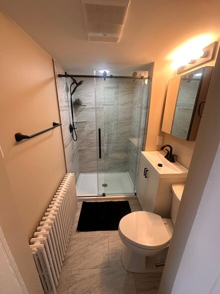 Building Photo - 5400 Lebanon Ave