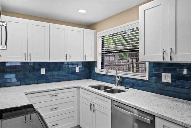 Building Photo - 1193 Bass Blvd