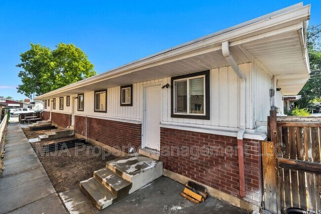 Primary Photo - 927 W 1100 N