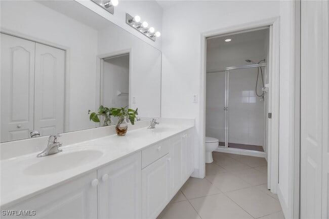 Building Photo - 7842 Regal Heron Cir