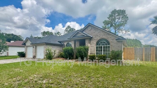 Primary Photo - 8943 Country Bend Cir N