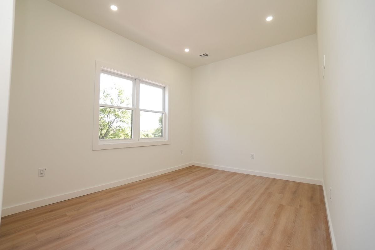 Building Photo - 776 Bergen St