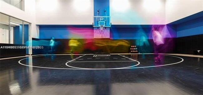 Building Photo - 851 NE 1st Ave