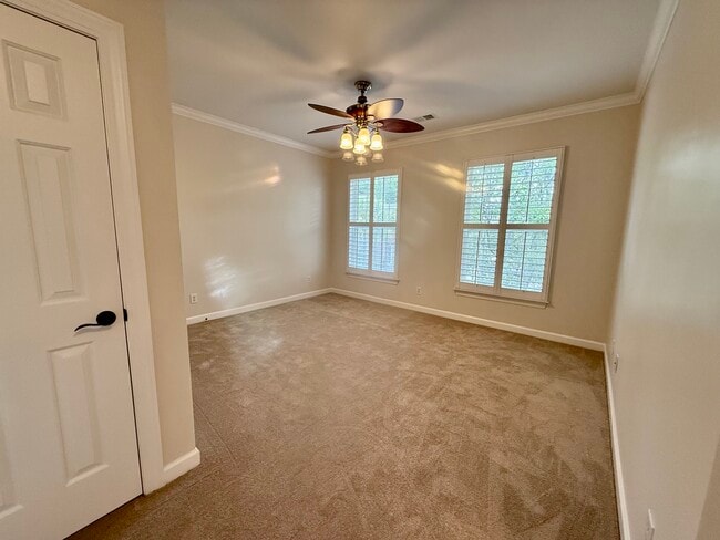 Building Photo - 1462 Wellbrooke Ln