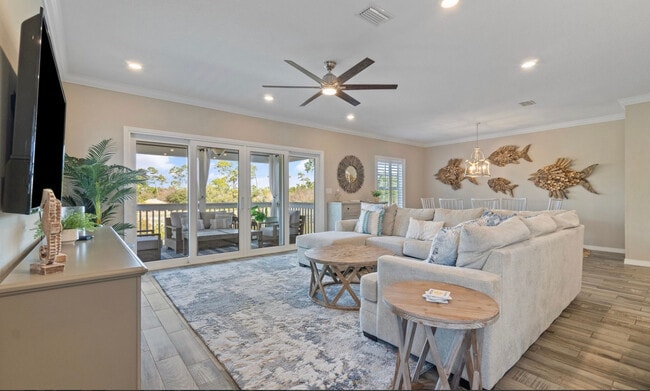 Building Photo - 6598 Carlinga Dr