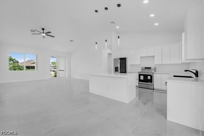 Building Photo - 3812 NW 38th St