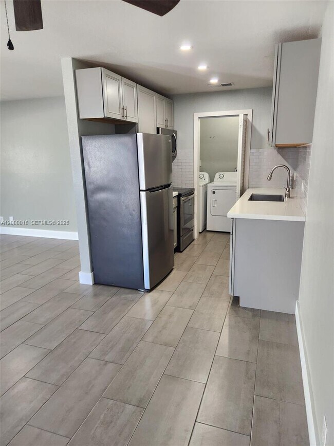 Building Photo - 210 NW 57th St