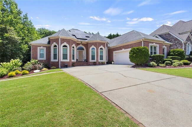 Building Photo - 2115 Julien Overlook