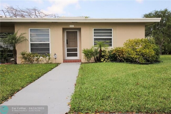 Building Photo - 20844 Vinesta Cir