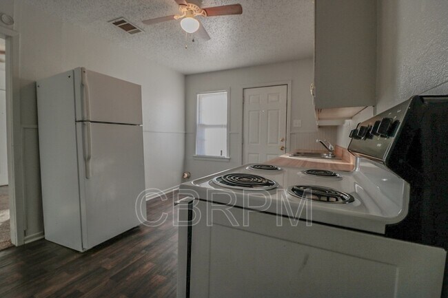 Building Photo - 4424 36th St