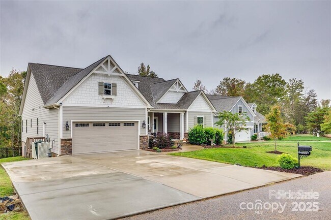 Building Photo - 18568 Mainsail Ct