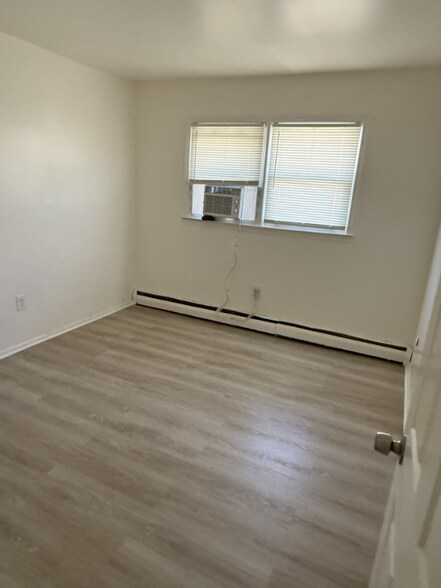 Building Photo - 312-314 Convery Blvd
