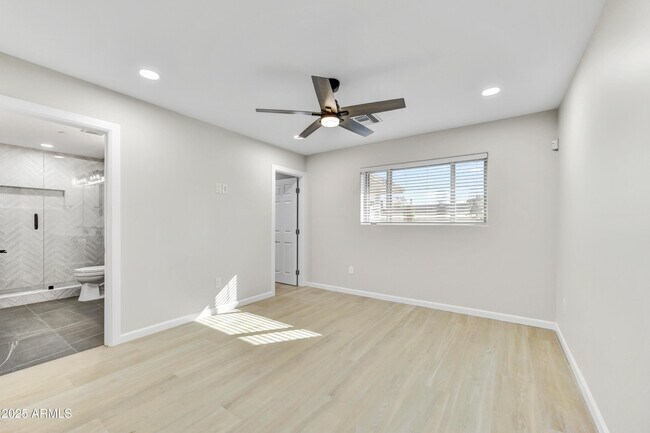 Building Photo - 2223 N 74th St