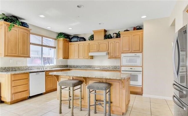Building Photo - DREAMY 5 Bed/3 Bath OASIS - Discovery Bay