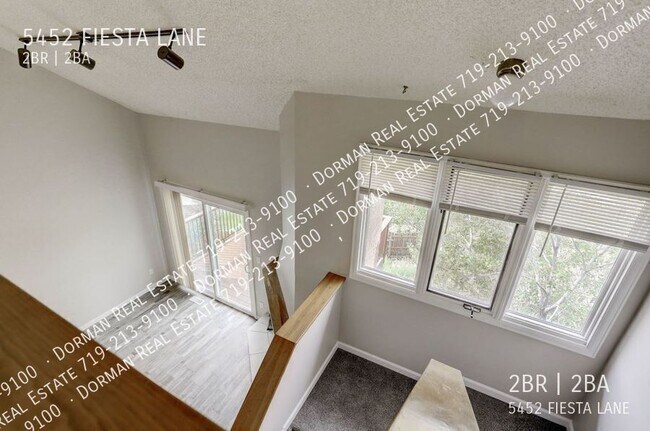 Building Photo - 5452 Fiesta Ln