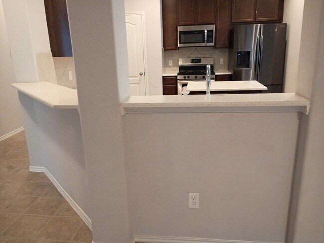 Building Photo - 3406 Golden Amber Ct