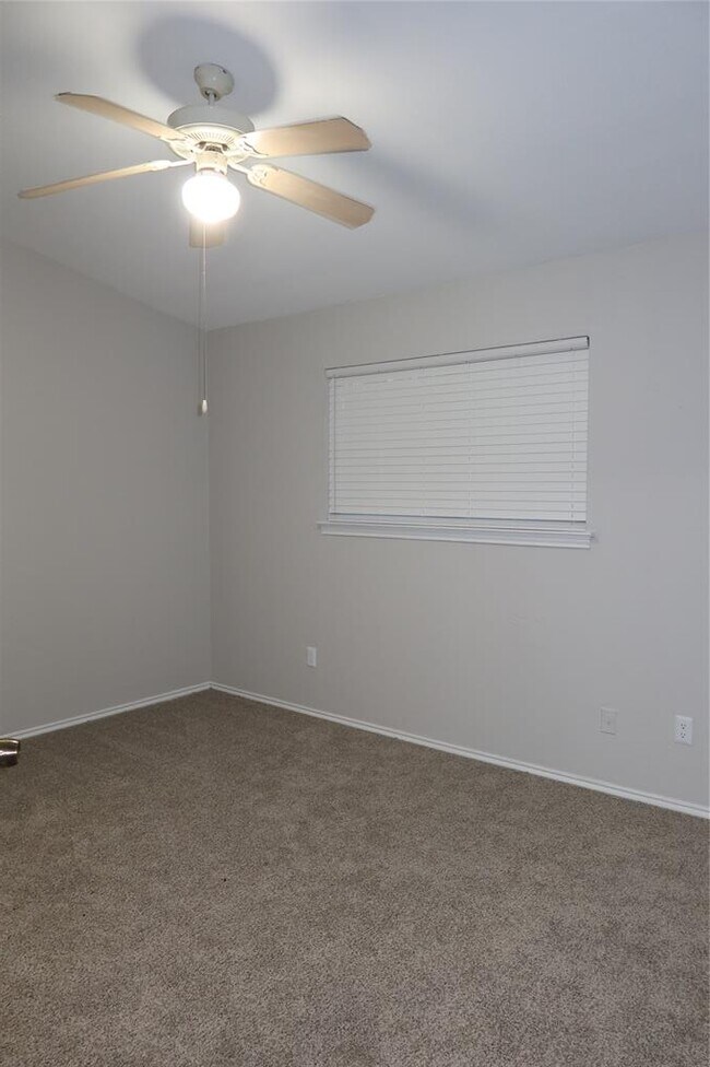 Building Photo - 1830 River Crossing Cir