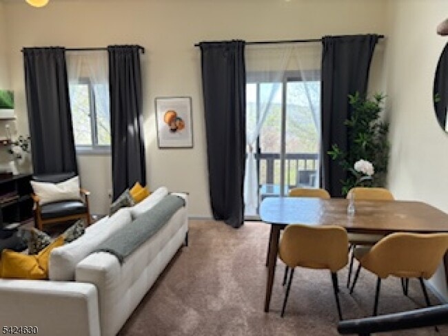 Building Photo - 5 Arapahoe Dr