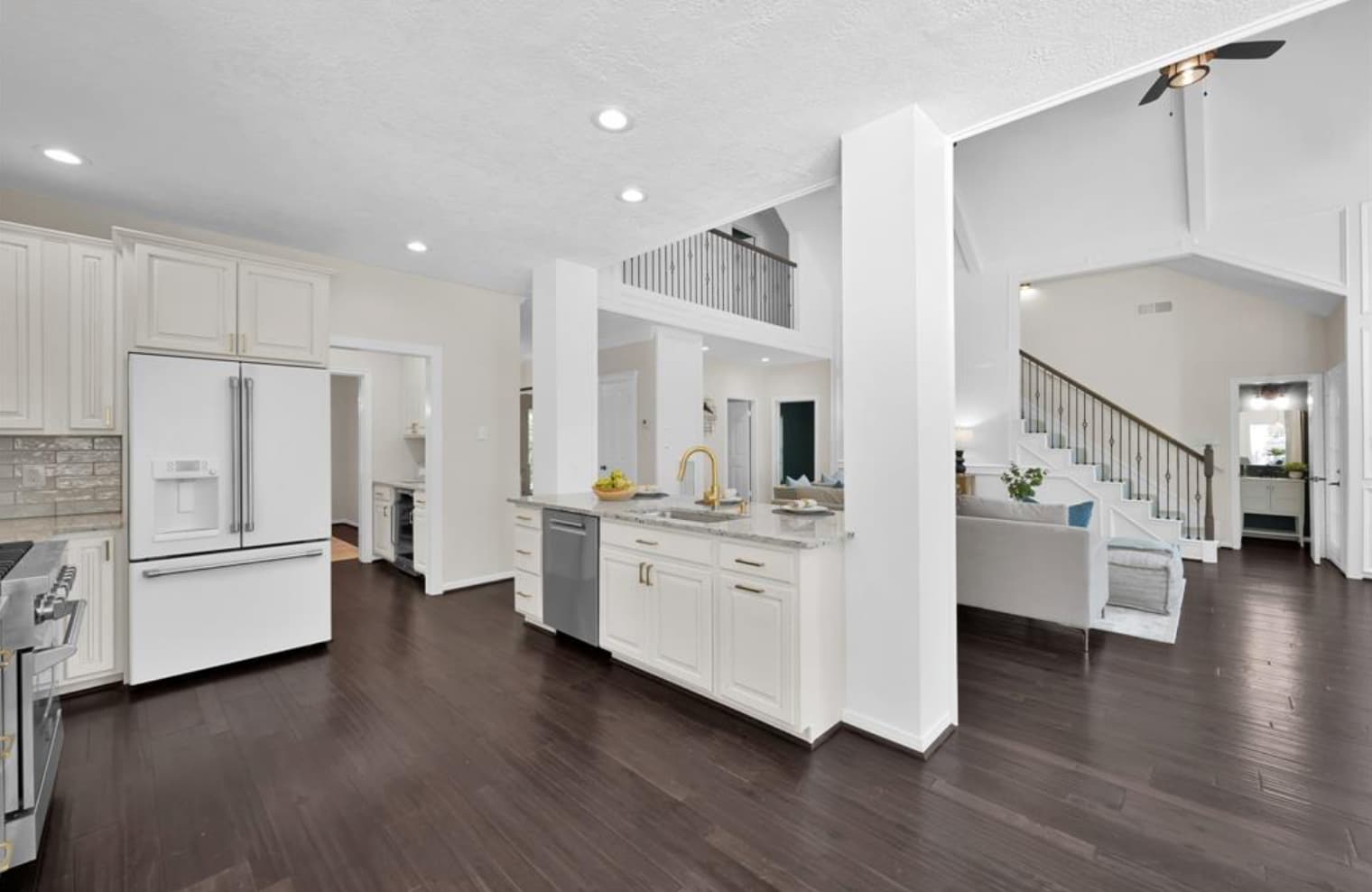 Building Photo - 2811 Crossvine Cir