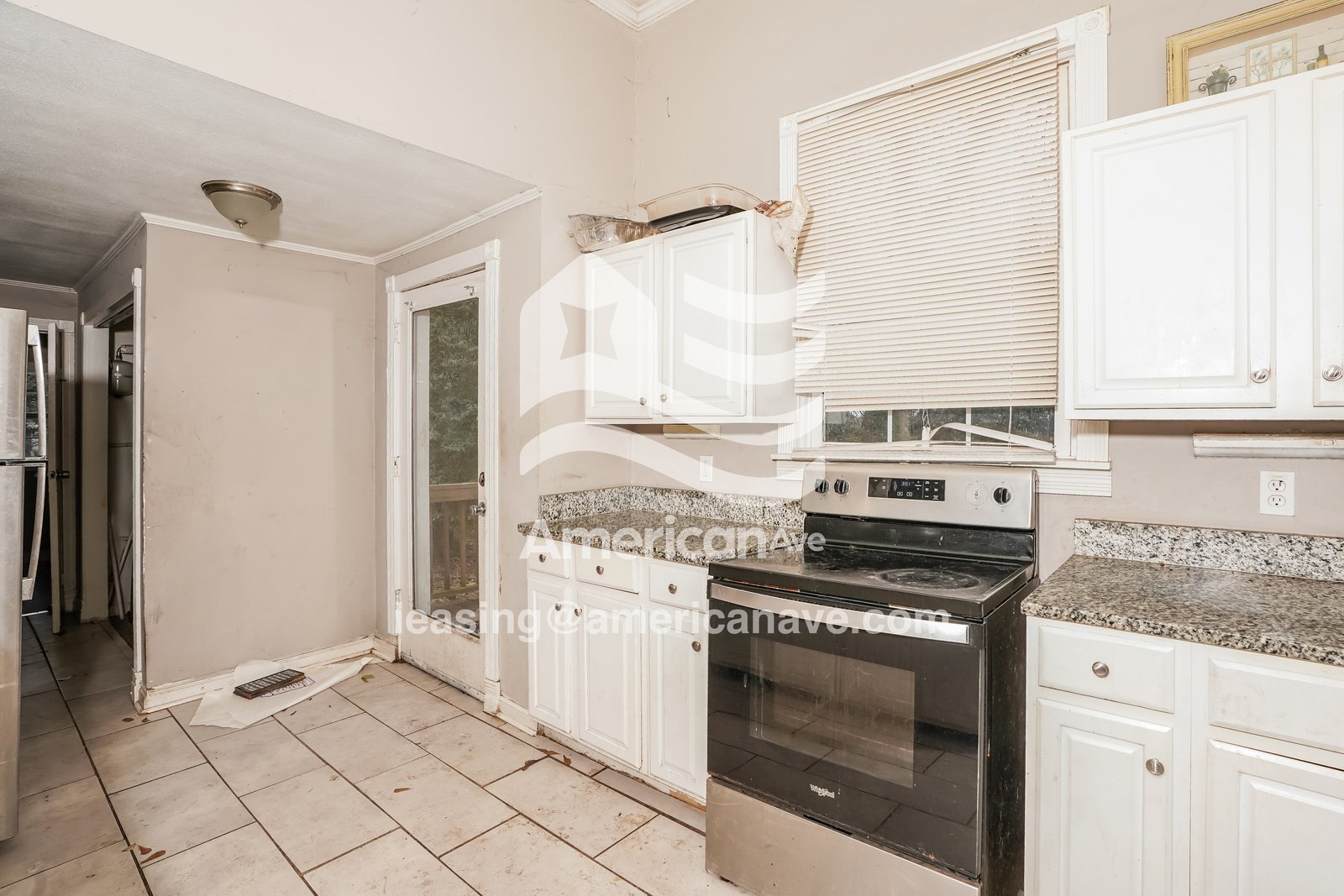 Building Photo - 2566 English Ave