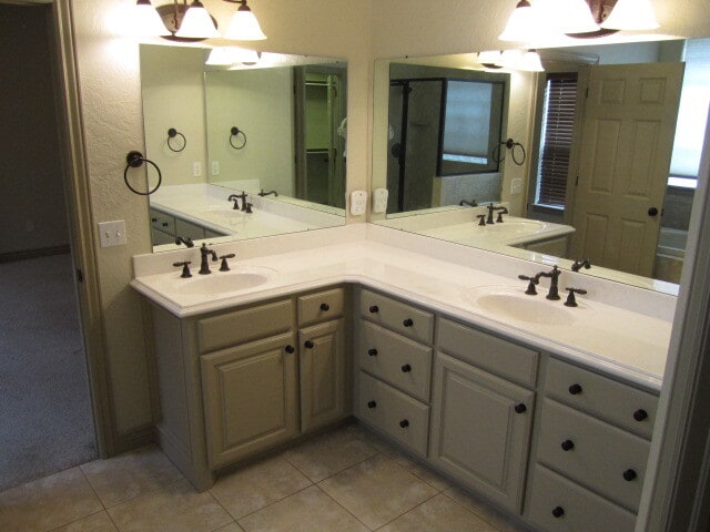 Building Photo - 132 Rue De Montserrat