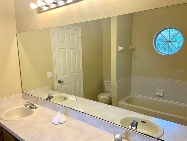 Building Photo - 3878 Kingston Oaks Cove