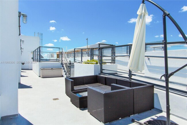 Building Photo - 8101 Biscayne Blvd