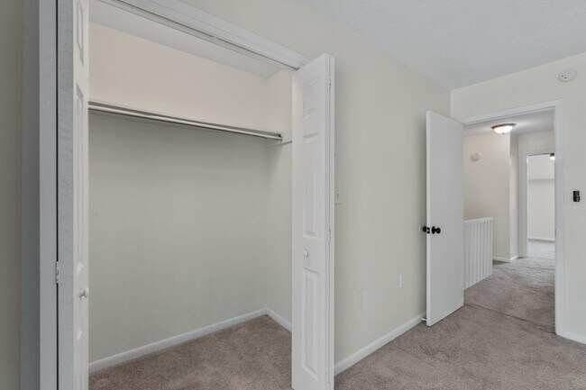 Building Photo - 37 12th St