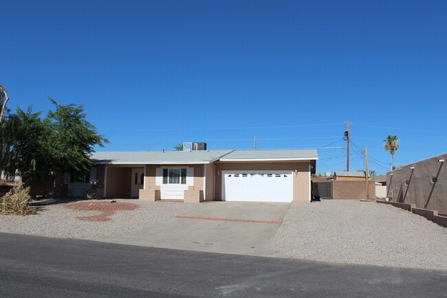 Building Photo - LONG TERM! 3 Bedroom 2.5 Bath Pool Home!