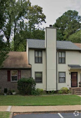 Building Photo - 64 James Square