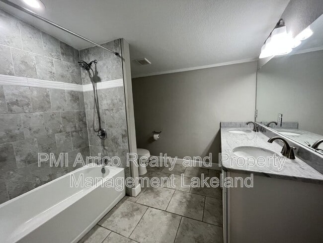 Building Photo - 507 W Patterson St