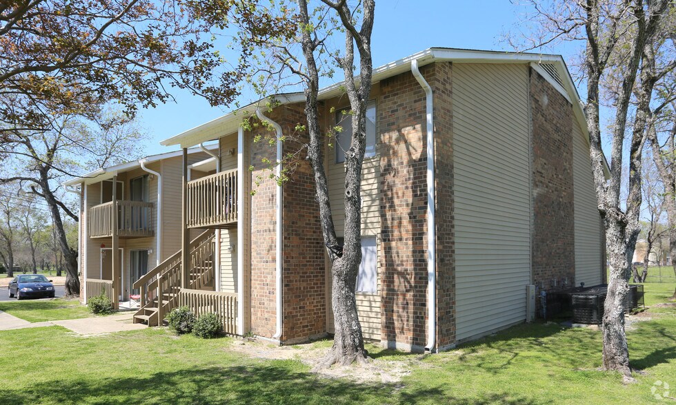 Strathmore Park Apartments 4220 Strathmore Dr Montgomery AL 36116