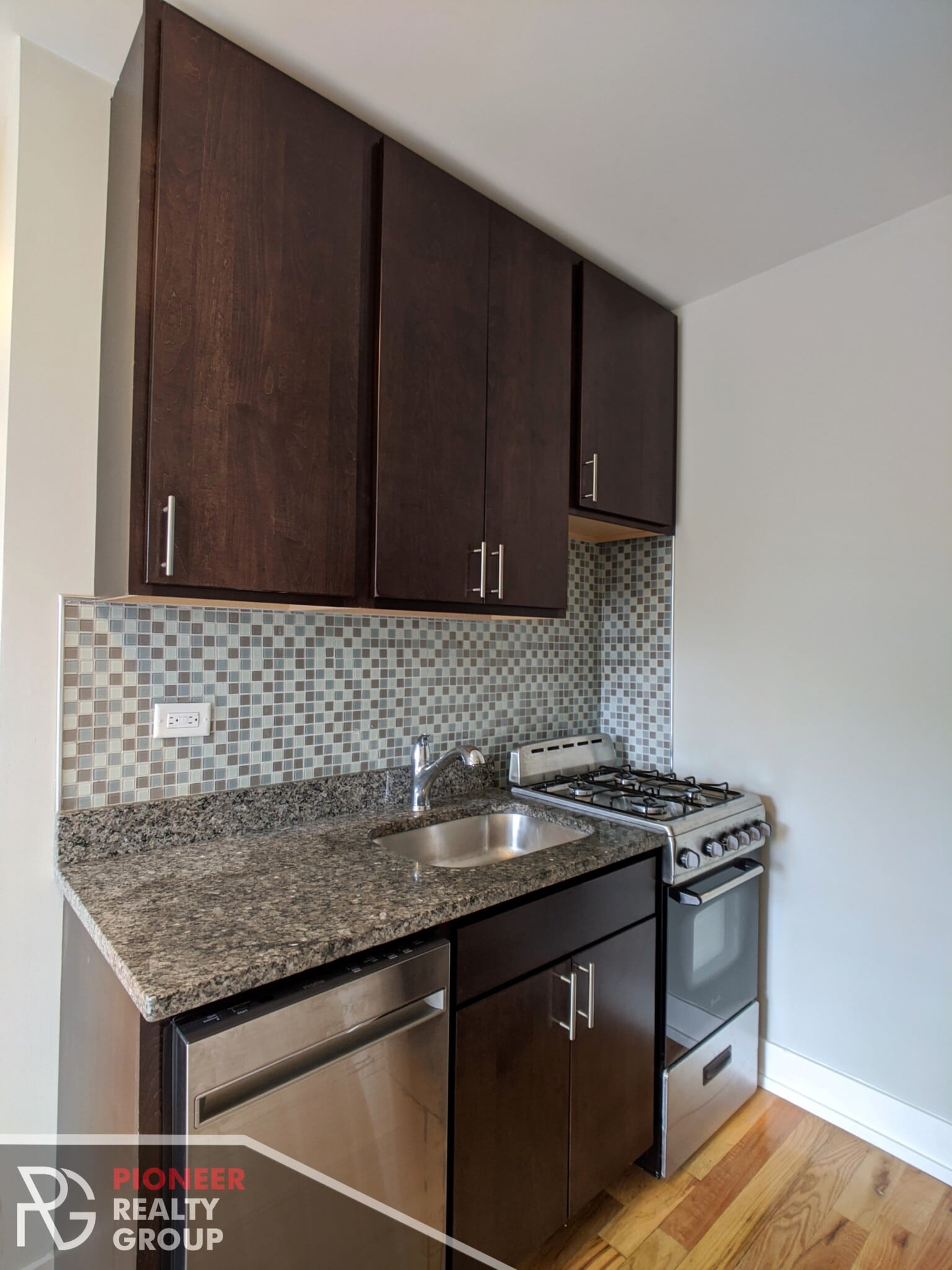 Building Photo - 2907 N Mildred Ave