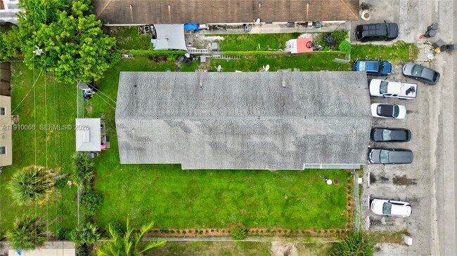 Building Photo - 4658 Myla Ln