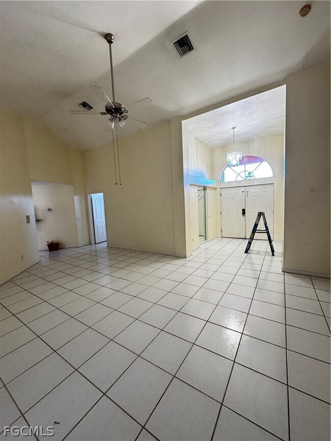 Building Photo - 4613 Lee Blvd